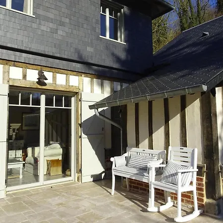 House In Normandy With Sauna & Coastal Charm Ferienhaus