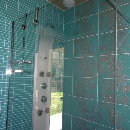 House In Normandy With Sauna & Coastal Charm Ferienhaus